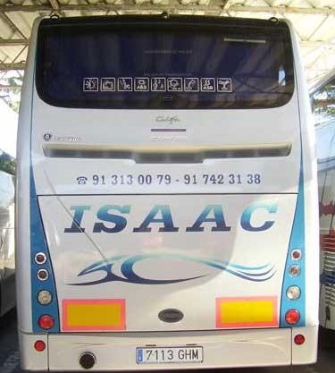 Autocares Isaac vista posterior de bus
