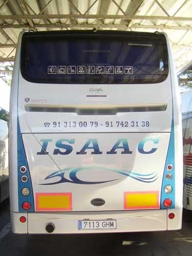 Autocares Isaac vista posterior de bus